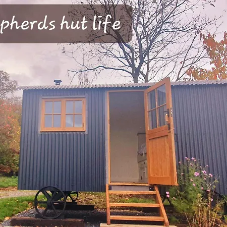 Shepherd's Hut @ The Old Forge Glamping